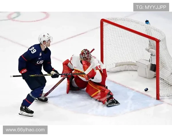 冰球比分直播：实时赛况与精彩进球瞬间